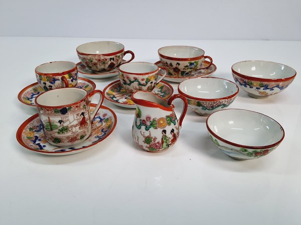 Lot 1302 - PART TEA SERVICE