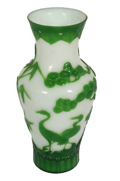 Lot 28 - PEKING OVERLAY GLASS VASE