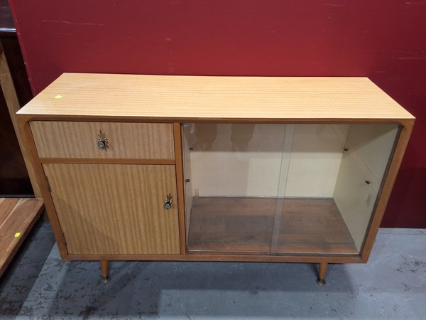 Lot 46 - SIDEBOARD