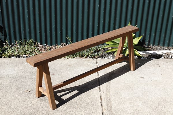 Lot 48 - BENCH