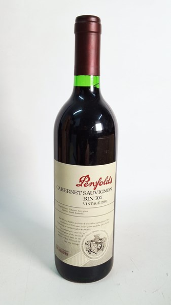 Lot 15 - PENFOLDS 707