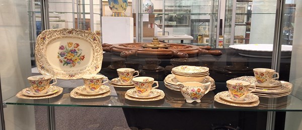 Lot 1303 - PART DINNER SERVICE