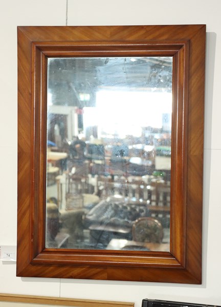 Lot 298 - WALL MIRROR