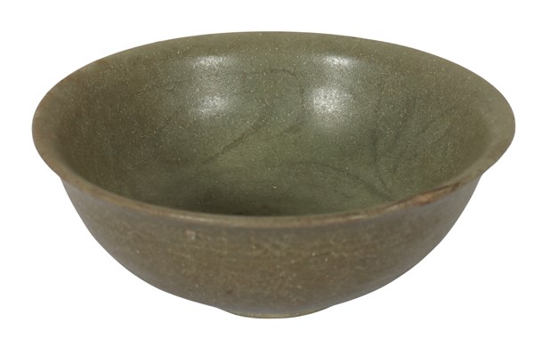 Lot 33 - BOWL