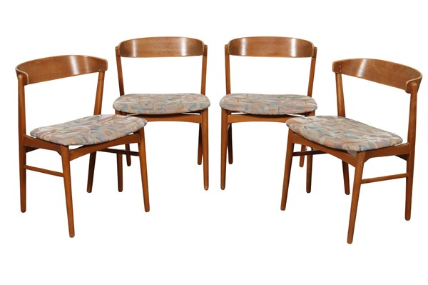 Lot 43 - DINING CHAIRS