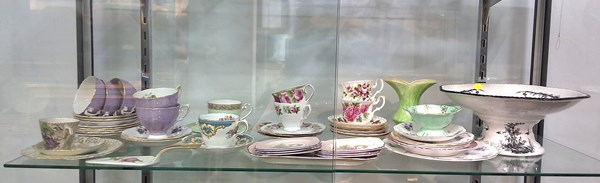 Lot 1365 - DECORATIVE CHINA