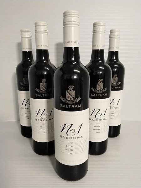 Lot 24 - SALTRAM SHIRAZ