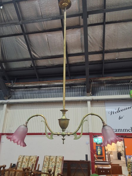 Lot 25 - CEILING LIGHT