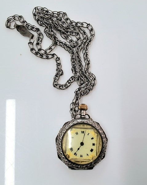Lot 1012 - FOB WATCH