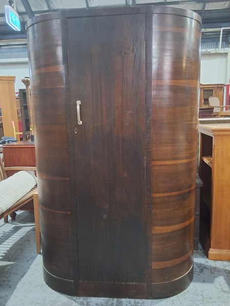 Lot 55 - WARDROBE