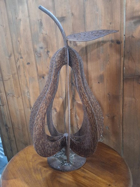 Lot 61 - ORNAMENT