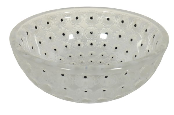 Lot 34 - LALIQUE NEMOURS BOWL