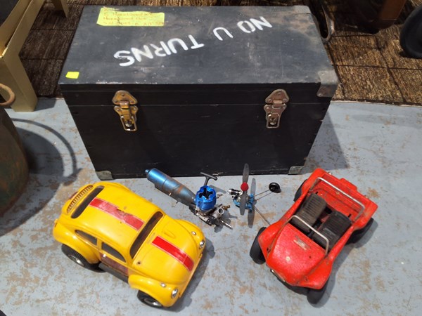 Lot 241 - TETHER CARS