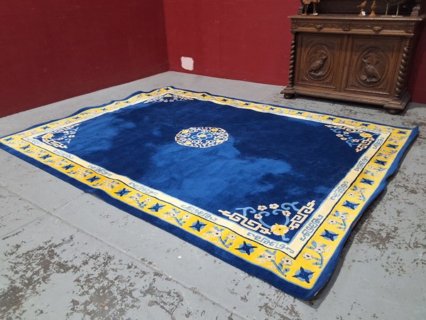 Lot 21 - RUG