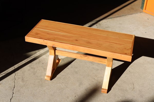 Lot 110 - BENCH