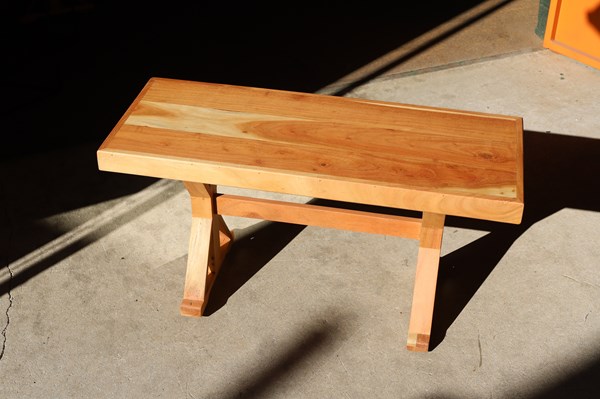 Lot 108 - BENCH