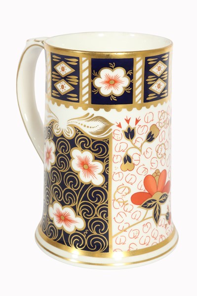 Lot 18 - ROYAL CROWN DERBY