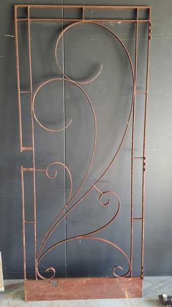 Lot 276 - SCREEN DOOR