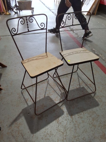 Lot 267 - PAIR OF CHAIRS