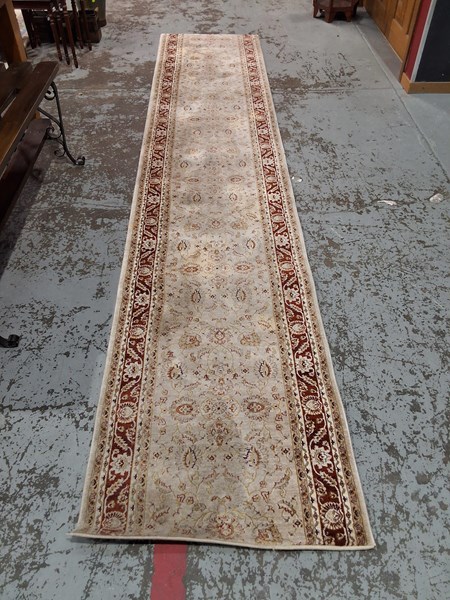 Lot 32 - HALL RUNNER