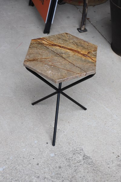 Lot 73 - SIDE TABLE