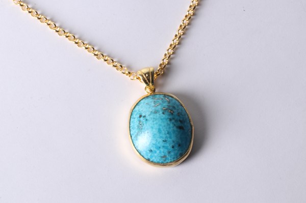 Lot 1026 - TURQUOISE PENDANT