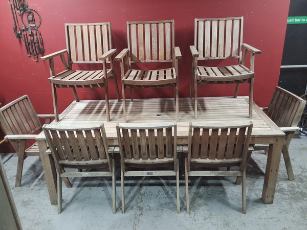 Lot 68 - OUTDOOR SETTING