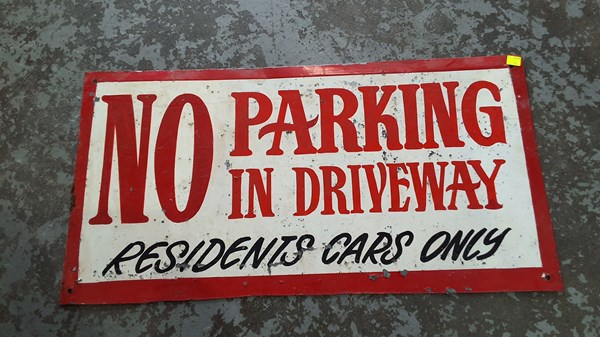 Lot 254 - HAND PAINTED SIGN