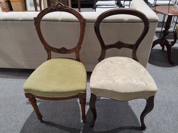 Lot 323 - DINING OR PARLOUR CHAIRS