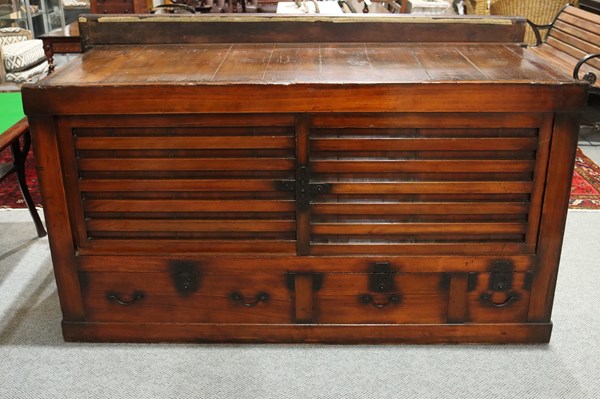 Lot 244 - TANSU CABINET