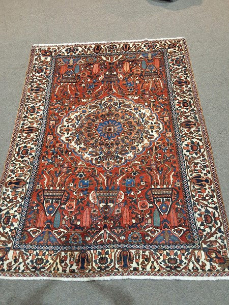 Lot 190 - RUG