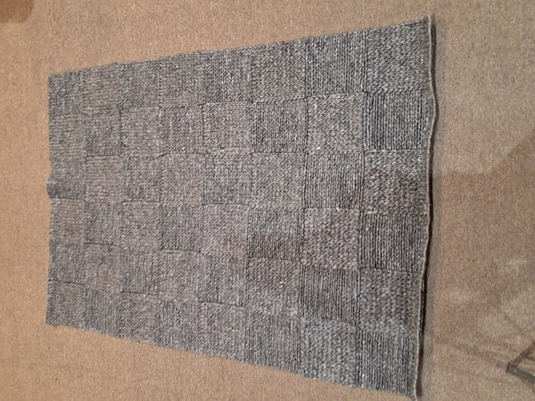 Lot 135 - RUG