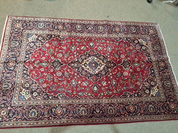 Lot 11 - RUG