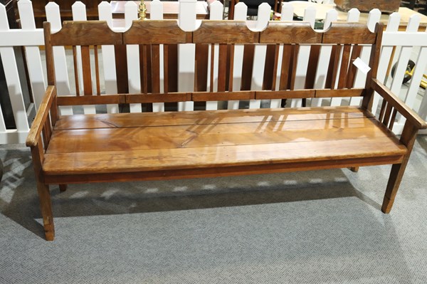 Lot 310 - PINE BENCH SEAT