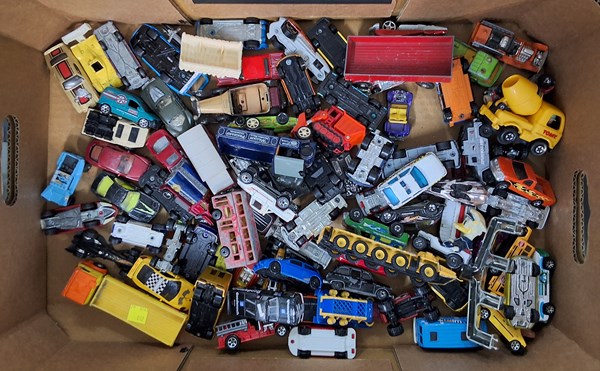 Lot 1400 - DIECAST VEHICLES