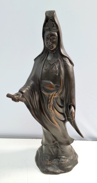 Lot 1367 - BRONZE GUANYIN STATUE