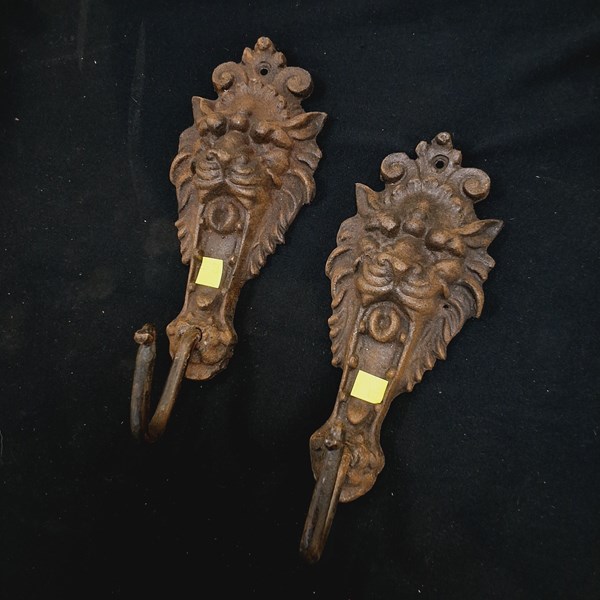 Lot 1347 - COAT HOOKS