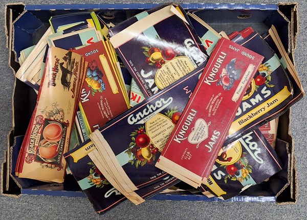 Lot 1239 - JAM LABELS