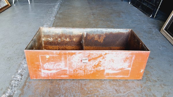 Lot 352 - ICE TROUGH