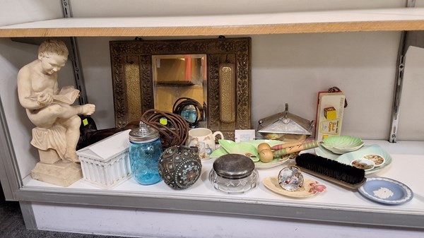 Lot 1379 - SUNDRY HOMEWARES