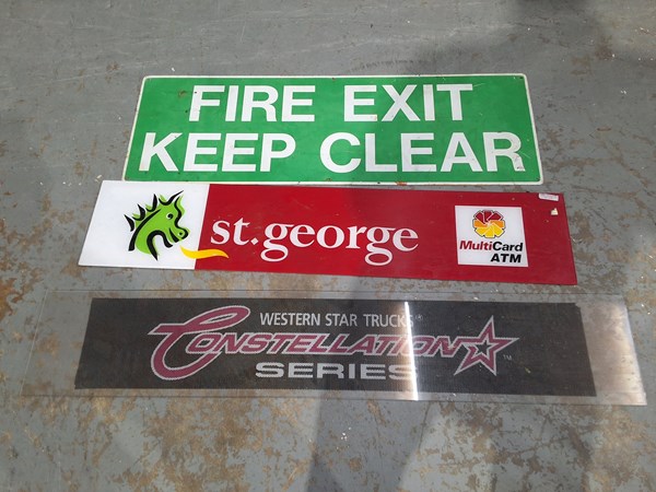 Lot 362 - MIXED SIGNS