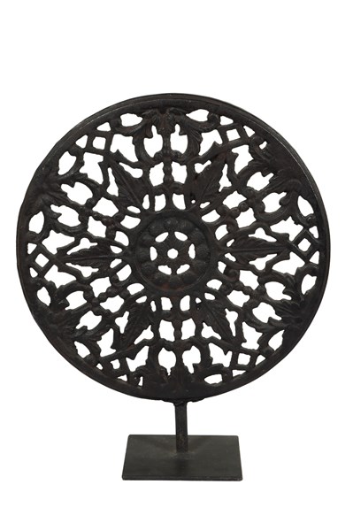 Lot 326 - ORNAMENT