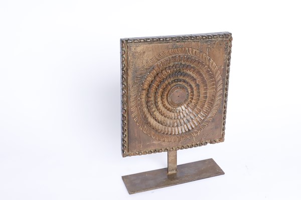 Lot 31 - ORNAMENT