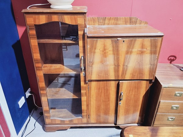 Lot 388 - BUREAU