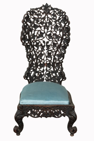 Lot 32 - ANGLO INDIAN NURSING CHAIR