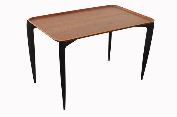 Lot 77 - TRAY TABLE