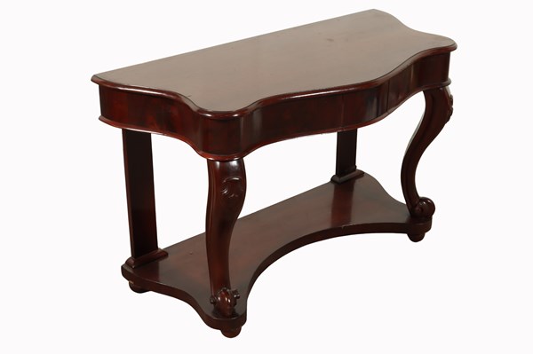 Lot 42 - VICTORIAN HALL TABLE