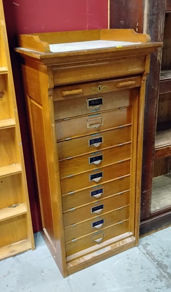 Lot 78 - CABINET