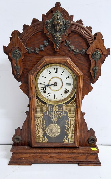 Lot 1308 - MANTEL CLOCK