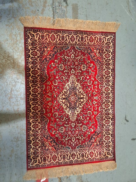 Lot 441 - ENTRANCE RUG
